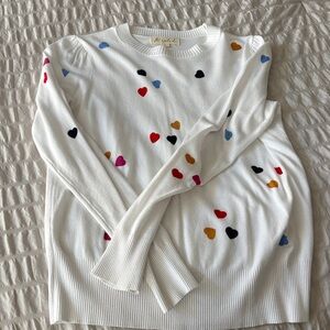 Marled White Sweater with Colored Hearts